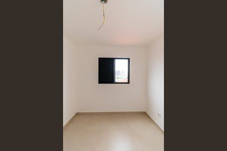 Quarto 1 de apartamento para alugar com 2 quartos, 40m² em Vila Santa Clara, São Paulo