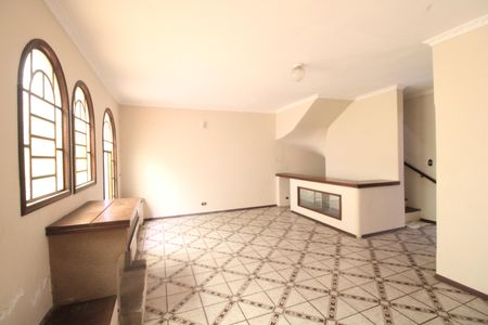 Sala de casa para alugar com 3 quartos, 160m² em Jardim Lallo, São Paulo