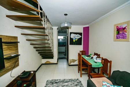 Casa à venda com 2 quartos, 79m² em Santa Monica, Belo Horizonte