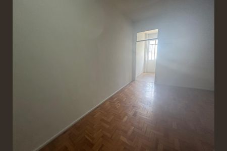 Apartamento à venda com 76m², 3 quartos e sem vagaSala