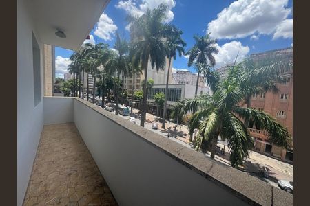 Apartamento à venda com 76m², 3 quartos e sem vagaVaranda do primeiro quarto