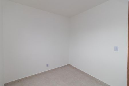 Quarto 1 de apartamento para alugar com 2 quartos, 57m² em Restinga, Porto Alegre