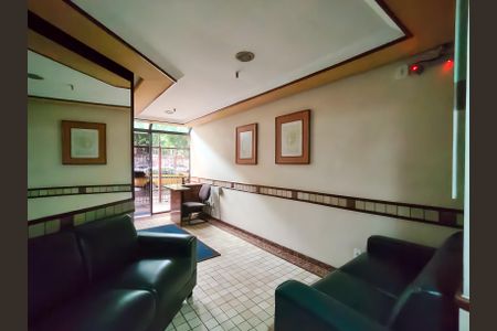 Apartamento para alugar com 98m², 2 quartos e 1 vagaFachada e portaria