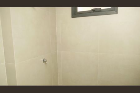 Banheiro de apartamento para alugar com 1 quarto, 49m² em Parque Amazonia, Goiânia