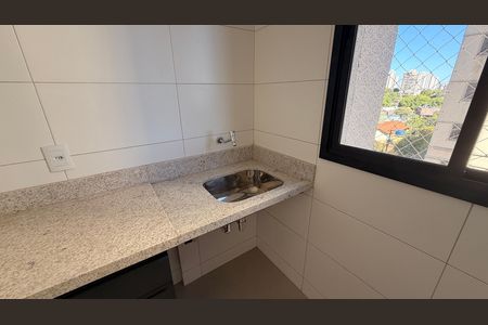 Apartamento à venda com 49m², 1 quarto e 1 vagaSala - Cozinha