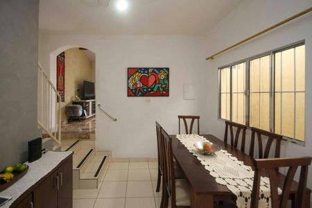 Casa à venda com 150m², 4 quartos e 1 vaga