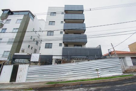 Apartamento para alugar com 163m², 4 quartos e 3 vagasFachada