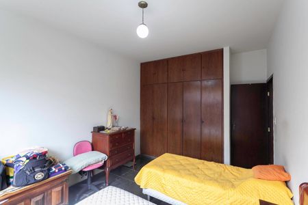 Casa à venda com 245m², 3 quartos e 3 vagas Casa à venda com 245m², 3 quartos e 3 vagasQuarto 1