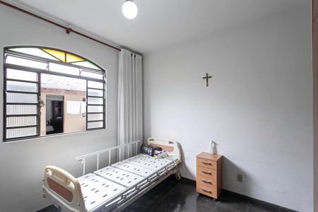 Casa à venda com 245m², 3 quartos e 3 vagas Casa à venda com 245m², 3 quartos e 3 vagasSuíte