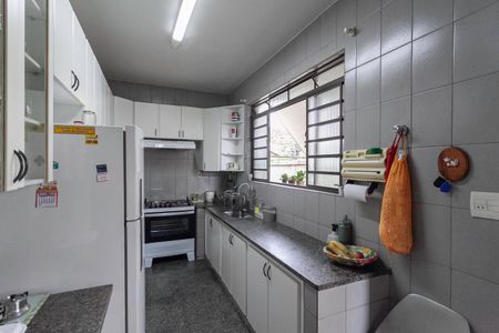 Casa à venda com 245m², 3 quartos e 3 vagas Casa à venda com 245m², 3 quartos e 3 vagasCozinha
