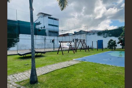 Casa à venda com 356m², 4 quartos e 2 vagas