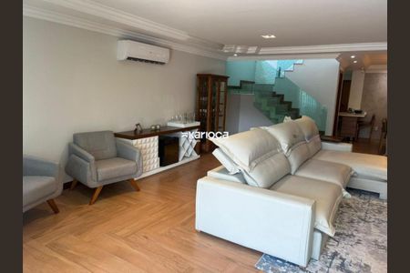 Casa à venda com 4 quartos, 356m² em Recreio dos Bandeirantes, Rio de Janeiro