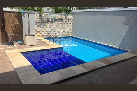 Casa à venda com 356m², 4 quartos e 2 vagas