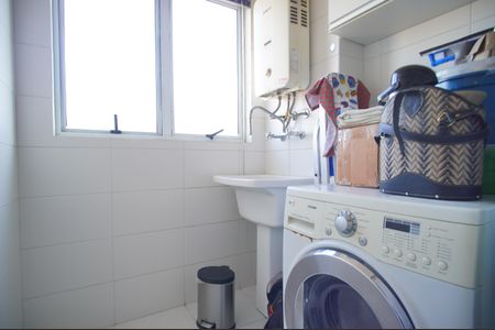 Apartamento à venda com 78m², 2 quartos e 1 vagaÁrea de Serviço