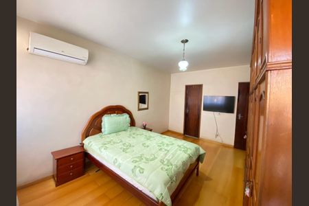 Casa à venda com 3 quartos, 120m² em Parada de Lucas, Rio de Janeiro