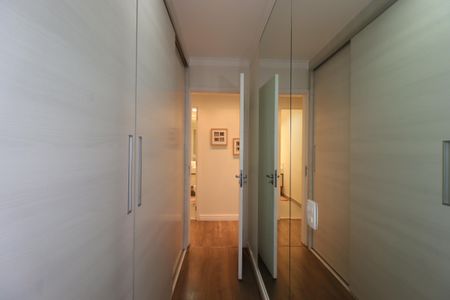 Apartamento à venda com 115m², 3 quartos e 2 vagasSuíte - Closet