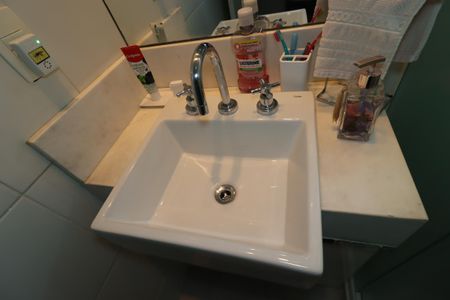 Apartamento à venda com 115m², 3 quartos e 2 vagasBanheiro da Suíte - Pia