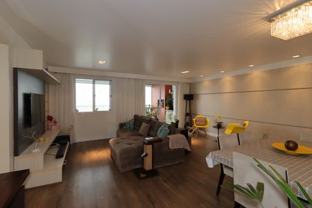 Apartamento à venda com 115m², 3 quartos e 2 vagasSala