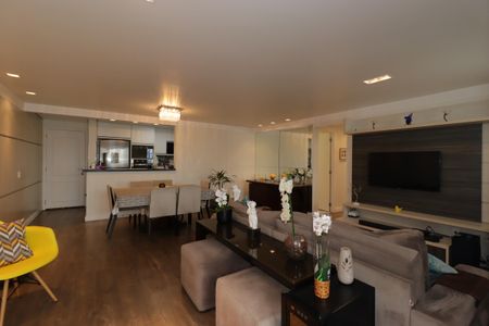 Apartamento à venda com 115m², 3 quartos e 2 vagasSala