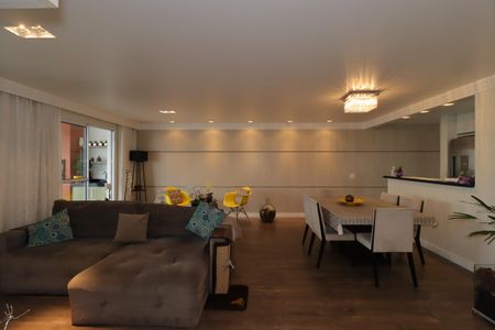 Apartamento à venda com 115m², 3 quartos e 2 vagasSala