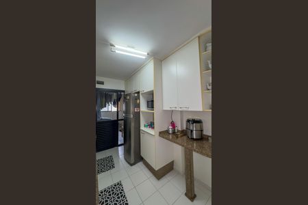 Apartamento à venda com 102m², 4 quartos e 2 vagasCozinha