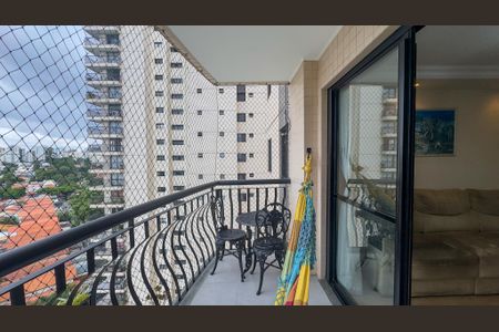 Sacada de apartamento à venda com 4 quartos, 102m² em Santo Amaro, São Paulo