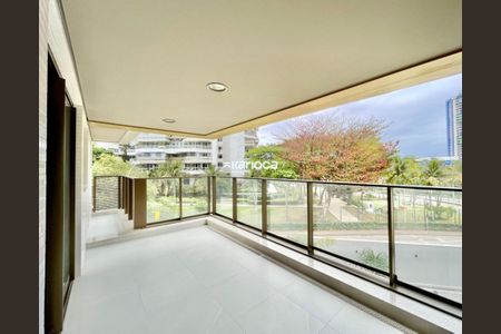 Apartamento à venda com 2 quartos, 76m² em Barra da Tijuca, Rio de Janeiro