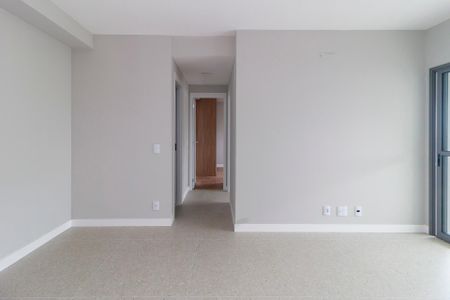 Apartamento para alugar com 71m², 2 quartos e 1 vaga Apartamento para alugar com 71m², 2 quartos e 1 vagaSala