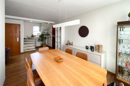 Apartamento à venda com 183m², 3 quartos e 3 vagas