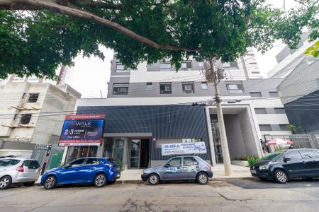 Apartamento para alugar com 71m², 2 quartos e 1 vaga Apartamento para alugar com 71m², 2 quartos e 1 vagaFachada