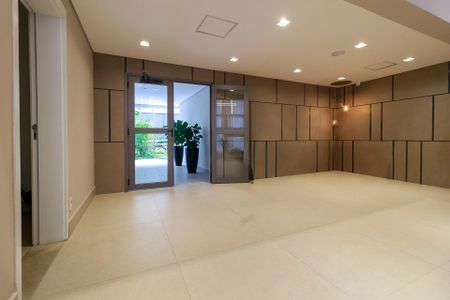 Apartamento para alugar com 71m², 2 quartos e 1 vaga Apartamento para alugar com 71m², 2 quartos e 1 vagaHall Social