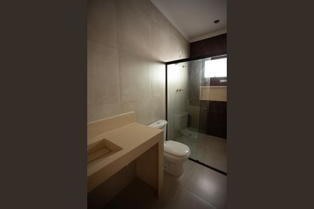 Casa à venda com 193m², 3 quartos e 3 vagas Casa à venda com 193m², 3 quartos e 3 vagasBANHEIRO DA SUÍTE 2