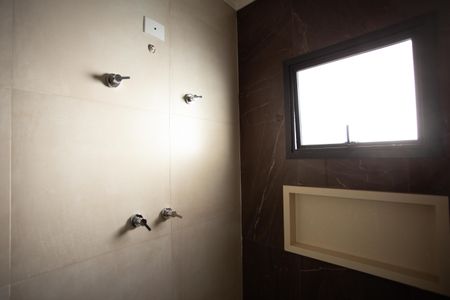 Casa à venda com 193m², 3 quartos e 3 vagas Casa à venda com 193m², 3 quartos e 3 vagasBANHEIRO DA SUÍTE 2