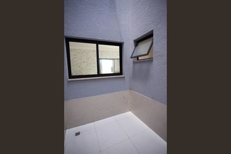 Casa à venda com 193m², 3 quartos e 3 vagas Casa à venda com 193m², 3 quartos e 3 vagasJARDIM DE INVERNO