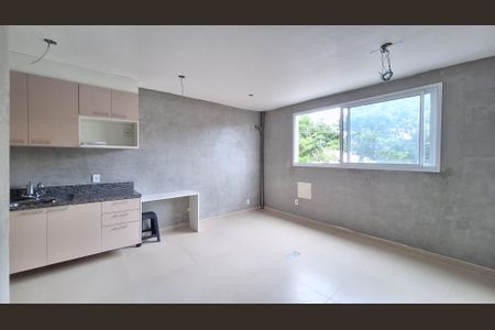 Studio para alugar com 23m², 1 quarto e sem vagaSala/Cozinha/Quarto