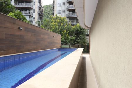 Apartamento à venda com 81m², 2 quartos e 1 vagaÁrea comum - Piscina