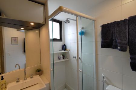 Apartamento à venda com 81m², 2 quartos e 1 vagaBanheiro da Suíte