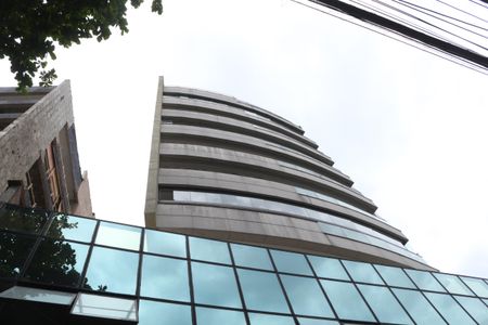 Apartamento à venda com 81m², 2 quartos e 1 vagaFachada e portaria