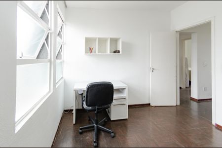 Quarto 1 de apartamento para alugar com 3 quartos, 77m² em Conjunto California, Belo Horizonte