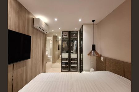 Apartamento à venda com 80m², 2 quartos e 1 vaga Apartamento à venda com 80m², 2 quartos e 1 vagaSuíte