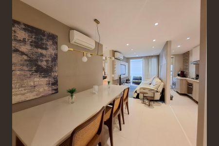 Sala de apartamento para alugar com 2 quartos, 80m² em Botafogo, Rio de Janeiro