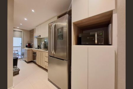 Apartamento à venda com 80m², 2 quartos e 1 vaga Apartamento à venda com 80m², 2 quartos e 1 vagaCozinha e Área de Serviço