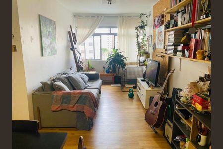 Foto 02 de apartamento à venda com 2 quartos, 74m² em Cambuci, São Paulo
