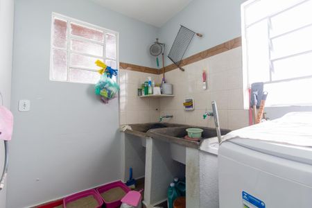 Casa à venda com 180m², 3 quartos e 3 vagasÁrea de Serviço