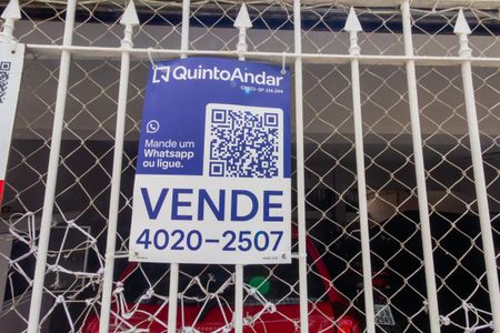 Casa à venda com 180m², 3 quartos e 3 vagasFachada - plaquinha