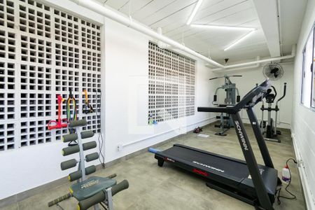 Casa de condomínio à venda com 77m², 2 quartos e 2 vagasÁrea comum - Academia