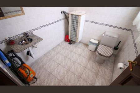 Casa à venda com 400m², 6 quartos e 3 vagas Casa à venda com 400m², 6 quartos e 3 vagasBanheiro 1