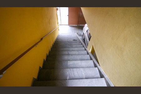 Casa à venda com 400m², 6 quartos e 3 vagas Casa à venda com 400m², 6 quartos e 3 vagasEscada 4