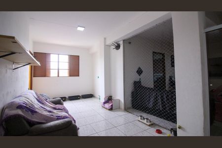 Casa à venda com 400m², 6 quartos e 3 vagas Casa à venda com 400m², 6 quartos e 3 vagasSala 1 (casa 2)