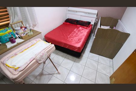 Casa à venda com 400m², 6 quartos e 3 vagas Casa à venda com 400m², 6 quartos e 3 vagasQuarto (casa 2)